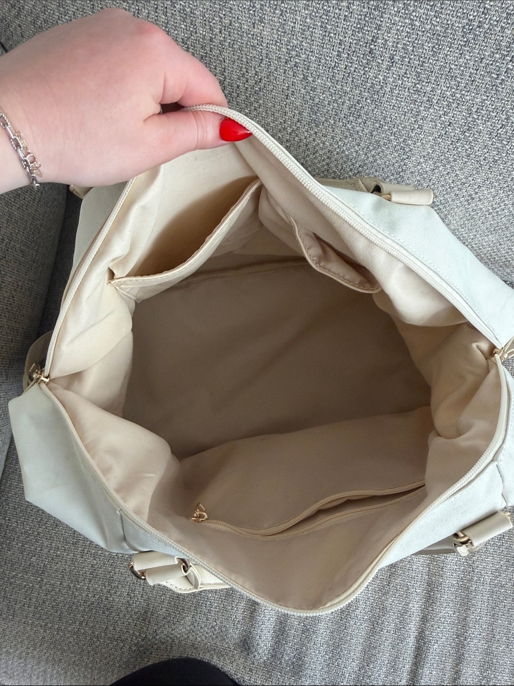 Weekender Duffle Bag - Picture 5 of 11